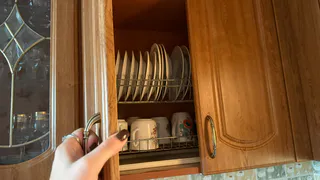 Сушилка больше не требуется: новый тренд сезона освобождает кухню от хаоса и возвращает много свободного места