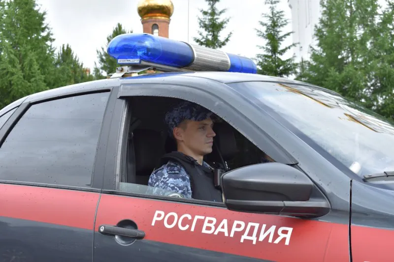 В Коми силовики задержали мужчину, который напал на свою бывшую супругу