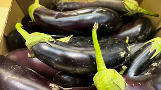 После 50 лет ешьте этот овощ каждый день: врачи назвали простой продукт для здоровья суставов