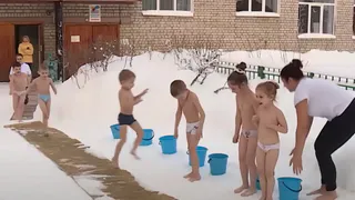 Рязанское видео с закаливанием дошкольников "бьет рекорды" популярности в Интернете