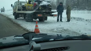 В Скопинском районе легковушка врезалась в фуру