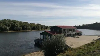 Севший на мель теплоход «Сергей Образцов» уплыл из Рязани