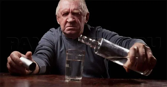 В России предложено создать водку для пенсионеров