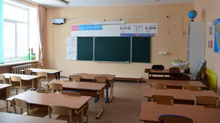 Пять школ, тысячи учеников: учебные заведения Челябинской области массово переходят на удаленный режим работы