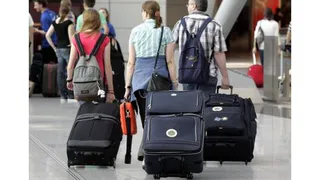 В аэропорту "Бегишево" стали проверять даже мобильные телефоны