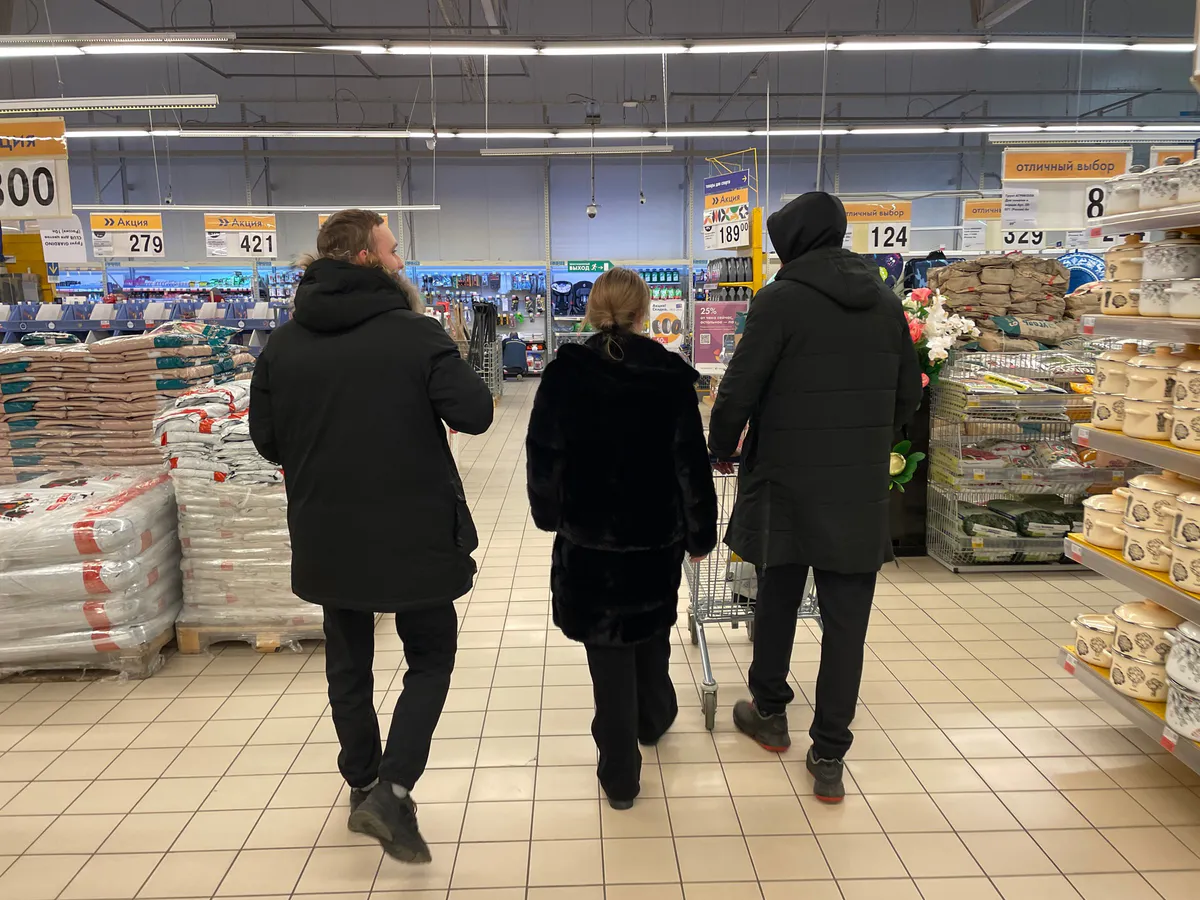 "Вы делаете это постоянно": эти 3 привычки в магазине указывают на низкий интеллект человека