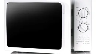 Эффективные методы очистки микроволновой печи от застарелого жира