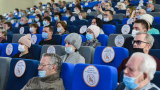 Жители Камских полян требуют от властей решить транспортную проблему, построить ЗАГС