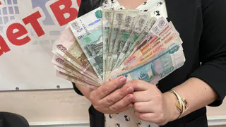 По 20 000 рублей вместе с пенсией в мае. В России обрадовали пенсионеров