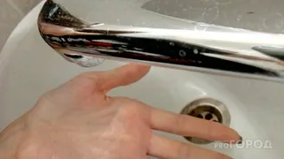 Авария на сетях: на центральных улицах Рязани отключили воду