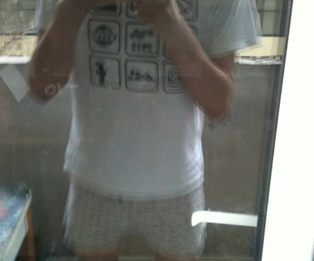 В Татарстане 18-летний студент выпал с балкона, пытаясь сделать селфи