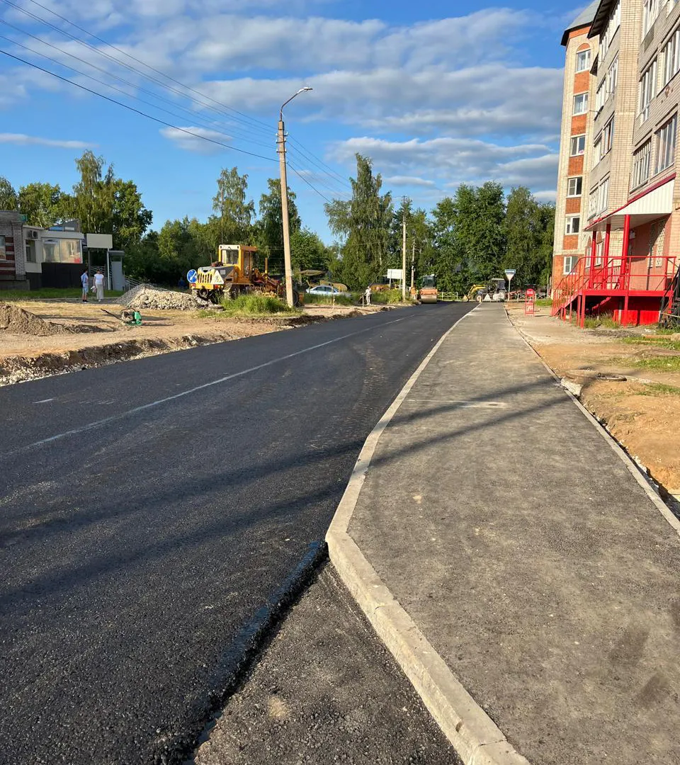 В Сыктывкаре открыли обновленную улицу Лесозаводскую после комплексного ремонта