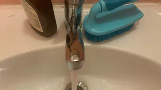 В Рязани жильцов дома надолго оставили без воды