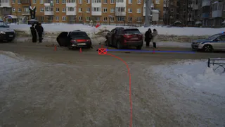 В Коми пенсионер на Mazda врезался в ВАЗ с молодежью: трое в больнице