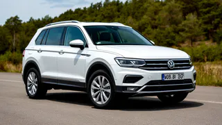 Смеюсь над теми, кто покупает "китайцев" — есть хороший кроссовер: 4WD, "автомат" или "ручка", живучая техника и надежные моторы