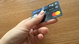 Будут замораживать переводы денег с карты на карту в России: обновления от Центробанка