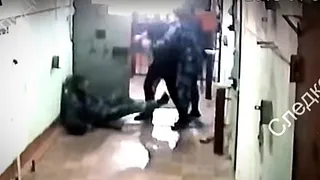 В рязанской колонии осужденный ударил конвойного: видео инцидента