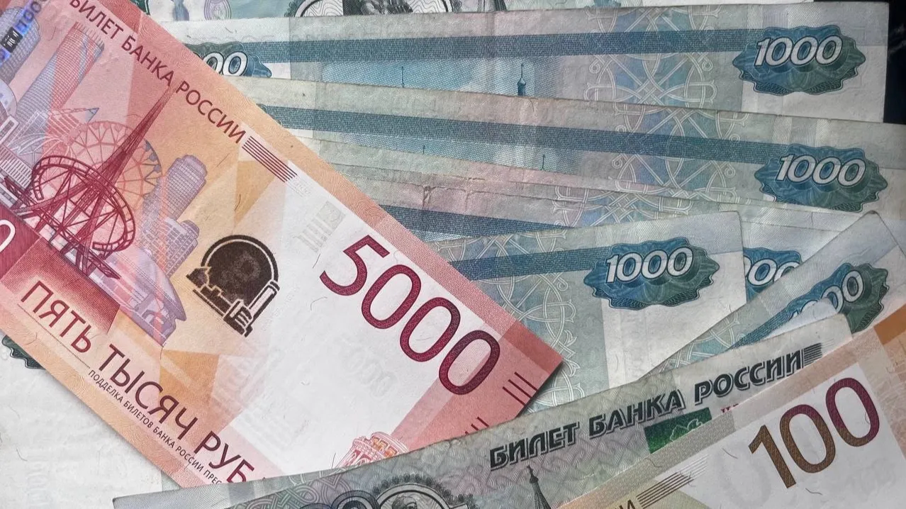 Приставы взыскали 600 тысяч рублей в пользу пострадавшего подростка в Чувашии