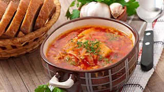 Такой солянки вы точно не ели: попробовала случайно, а теперь готовлю только по этому рецепту