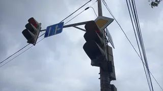 Мэрия Рязани прокомментировала ситуацию с неработающим на перекрестке светофором