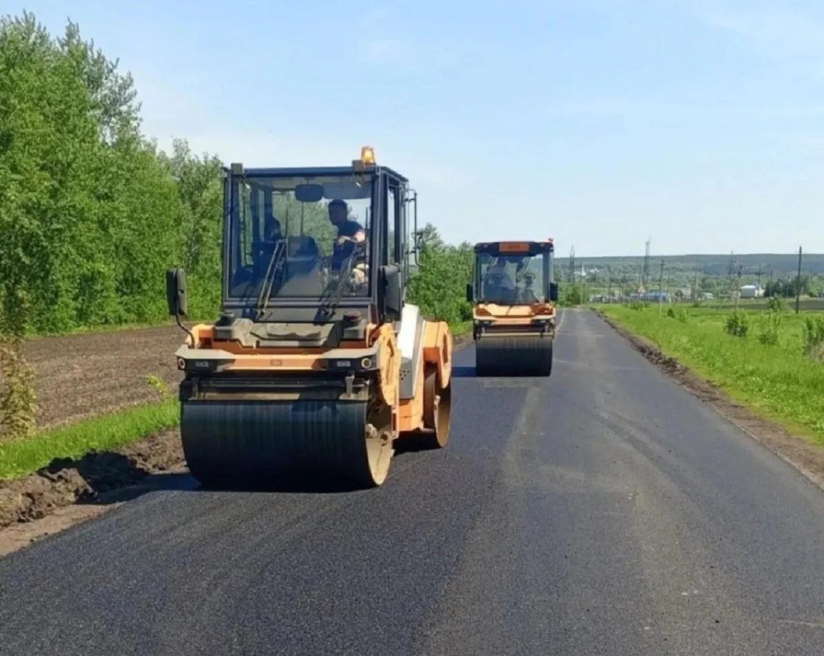 В Вадинском районе начали укладку асфальта на трассе у деревни Тенево
