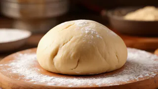 Нереально вкусное и простое тесто: готовится за 20 минут — подойдет для любой выпечки