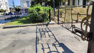 Ворота в виде нотного стана установили в центре Рязани у филармонии