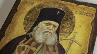 В Нижнекамск прибыли мощи Луки Крымского