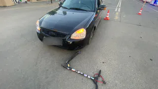 Ребенок на самокате попал под машину: водитель отказался от освидетельствования