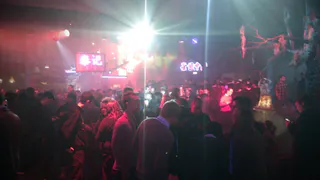 За последние полгода половина россиян не посетила ни одного развлекательного заведения