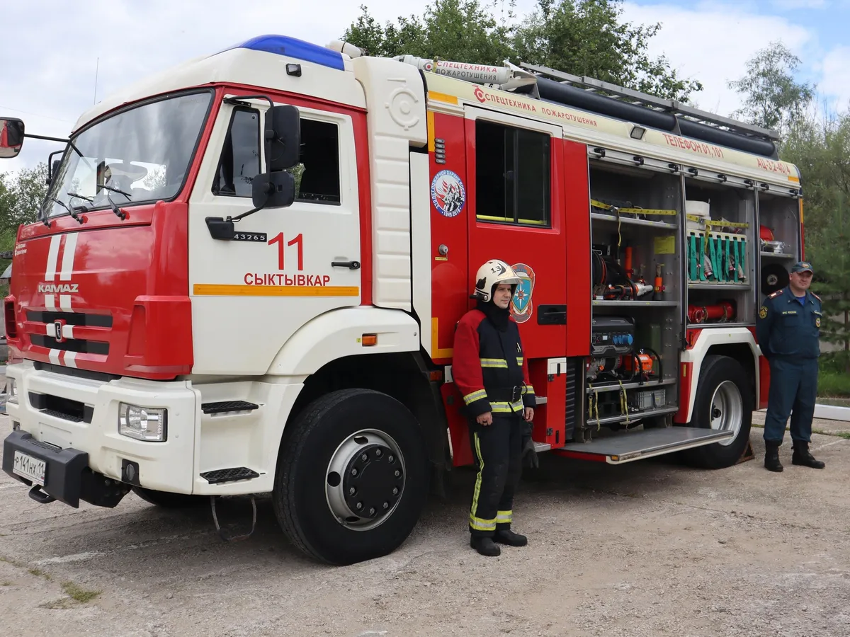 Житель Магнитогорска получил грамоту в благодарность за спасение пенсионерки при пожаре