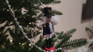 Праздновать Новый год с друзьями больше не в тренде: теперь принято делать иначе