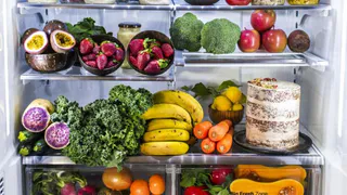 Названы продукты, которые категорически запрещено хранить в холодильнике