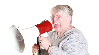 Нижнекамская пенсионерка: «Не стыдно сидеть на бабушкиной шее?»