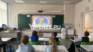 Стало известно, сколько молодых специалистов устроилось  в детсады и школы в 2024 году