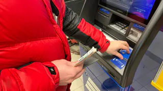 Житель Нижнекамска отдал лжесотрудникам ЦБ 102 тысячи рублей