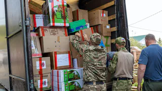 Южноуральцы активно собирают для жителей Курской области медикаменты и товары для детей