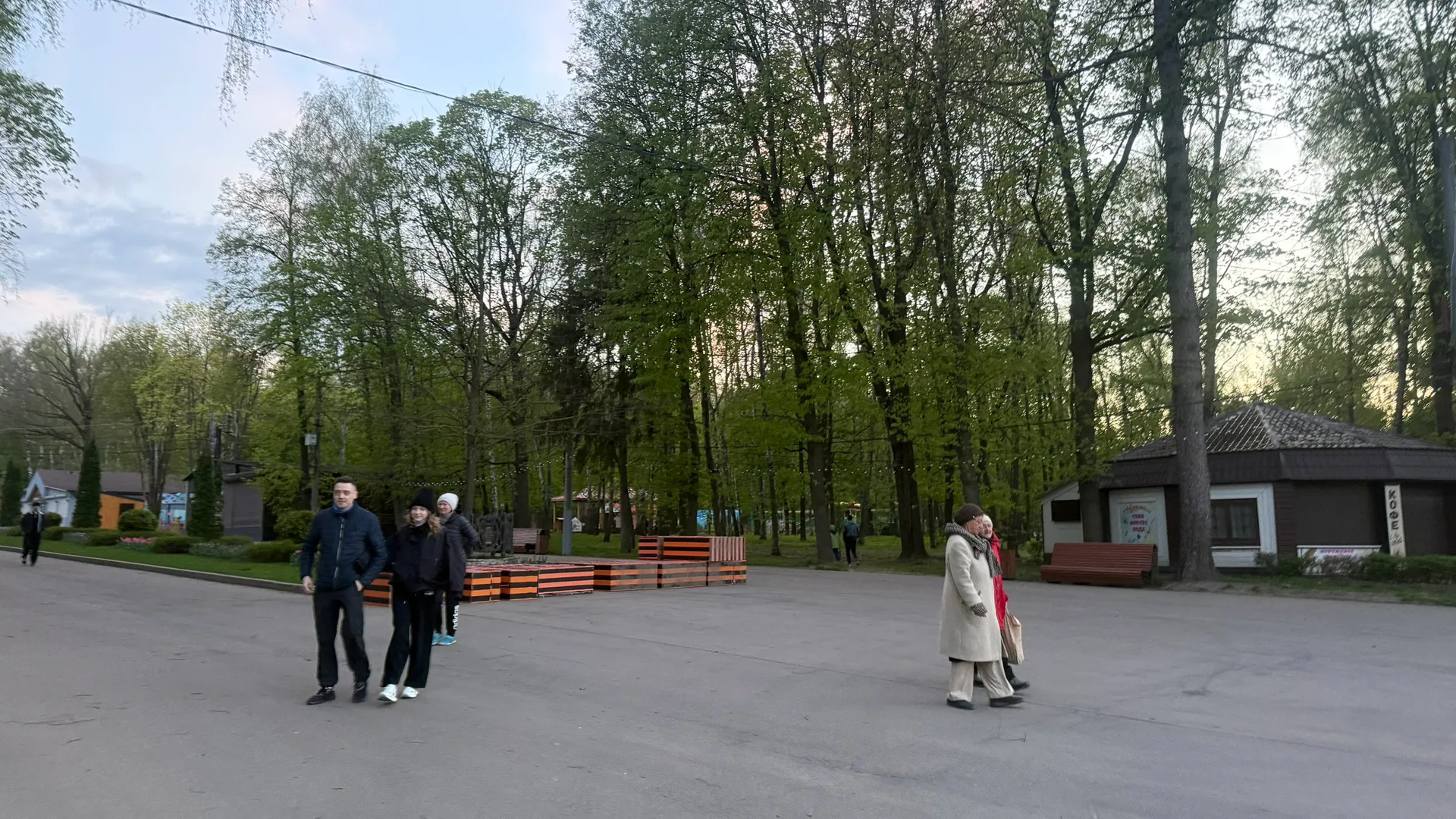В Наровчате подошло к концу благоустройство парка на ул. Советской