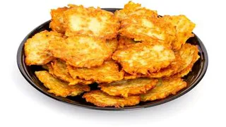 Стало известно, как готовят драники хитрые хозяйки