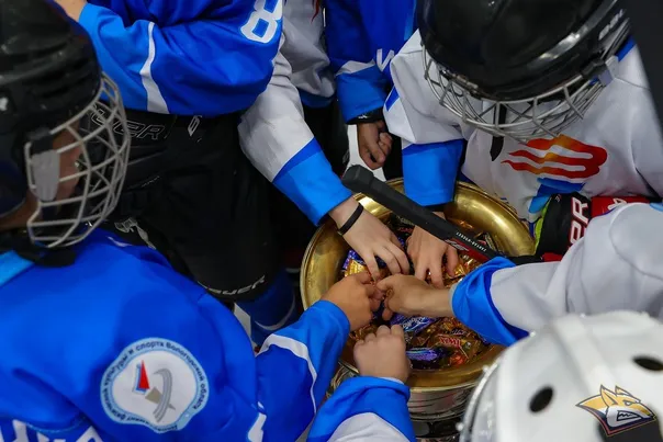 Бывший тренер «Металлурга» Майк Кинэн перенёс операцию на открытом сердце