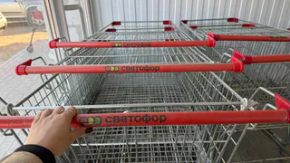 Покупатели хлынули в "Светофор" на распродажи: скупают свиную вырезку в маринаде "Слово мясника" за 290 руб - вот что написано на товаре