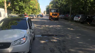 ДТП на проезде Шабулина в Рязани - легковушка врезалась в грузовик