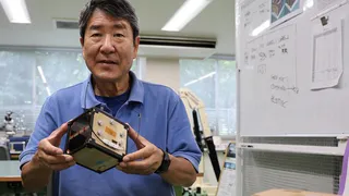 Деревянный спутник из Японии: инновация в освоении космоса