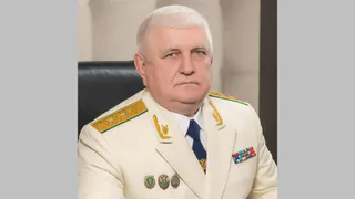 Главному брянскому прокурору присвоено почетное звание Президентом РФ