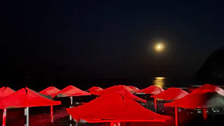 "Грязь и хамство местных": россиянин оставил честный отзыв об отдыхе в Абхазии