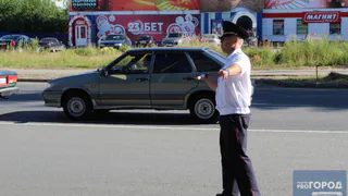 ГИБДД дала четкий ответ: нужно ли выходить из машины, когда вас остановил инспектор – запомните навсегда