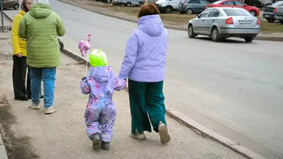 В Коми родителей школьников просят не пускать детей в торговые центры