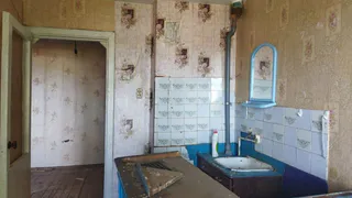 В Гороховце местная администрация передала сироте разрушенную квартиру