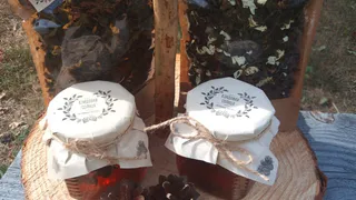 Из шишек, цветков сирени и одуванчиков. Чем может быть полезно натуральное варенье? Пять интересных фактов 