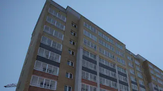 Рязанец пошел во время вечеринки курить на балкон - вскоре внизу нашли его тело